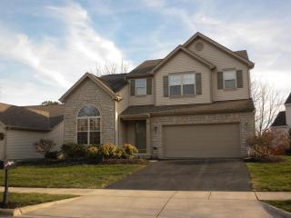 3423 Ledge Ln, Columbus, OH 43221-1987