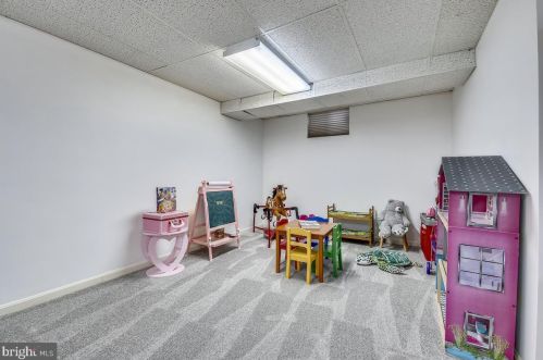 10 Balboa Ct, Silver Spring MD 20905-5897 exterior