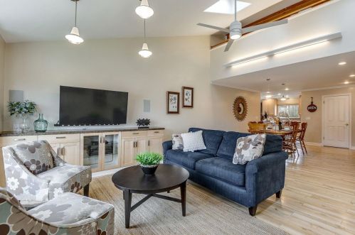 2174 Lacey Dr, Milpitas CA 95035-6122 exterior