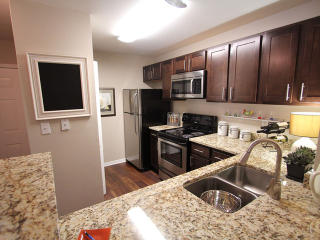 8720 Knickerbocker Way, Indianapolis IN  46240-2102 exterior