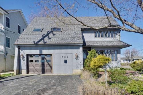 1501 Saint Louis Ave, Point Pleasant Beach, NJ 08742-4159