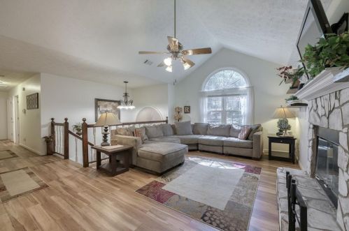 359 Saddle Trl, Jefferson GA  30549-4490 exterior