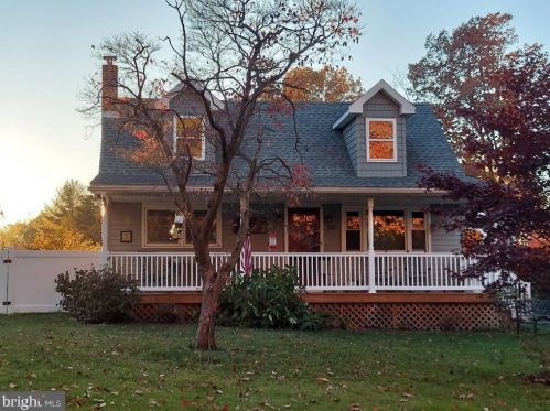 50 Summer Hill Rd, New Schaefferstown, PA 19506-8950