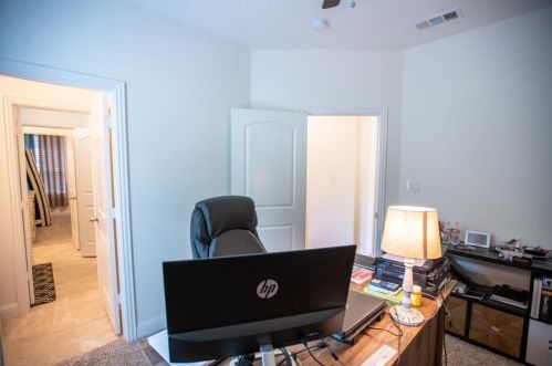 1726 Knob Hl Ct, Cedar Hill TX 75104-1501 exterior