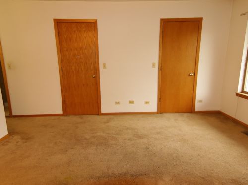 815 Pearson St, Des Plaines, IL 60016-6400