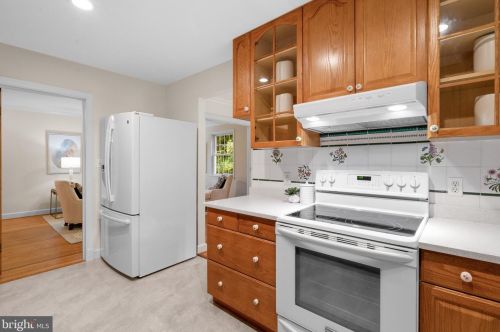 709 Milestone Dr, Silver Spring MD 20904-2735 exterior