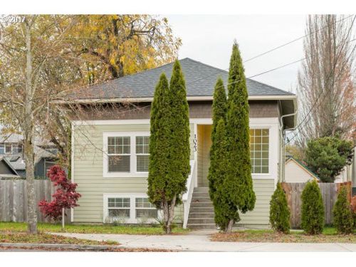 1023 3 Ave, Albany OR  97321-2863 exterior