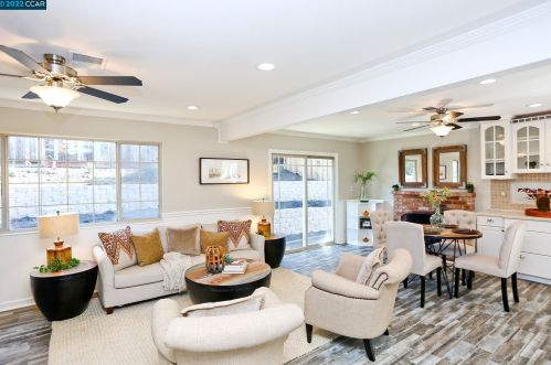 1294 New York Dr, Concord CA  94521-4617 exterior