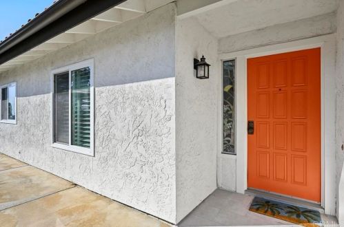 6729 Oleander Way, Carlsbad, CA 92011-3328