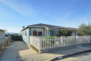 1721 Luxton St, Seaside, CA 93955-3817