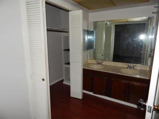 13823 Towne Way Dr, Sugar Land TX  77498-1654 exterior