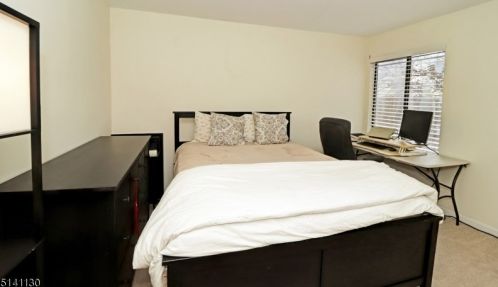 81 Overlook Dr, Hackettstown NJ  07840-4610 exterior