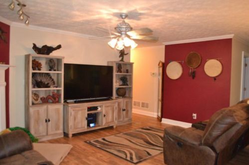 1810 River Bluff Rd, Monroe, GA 30656-4582