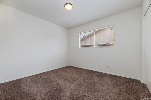 9850 Mcnicholl Dr, Riverside CA  92503-5521 exterior