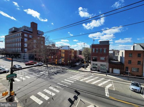 931 11 St, Philadelphia PA  19147-1901 exterior