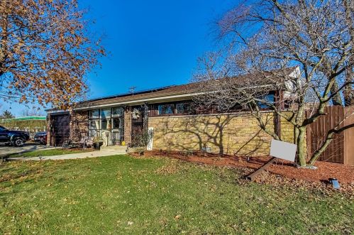 4771 Redwood Dr, Chicago, IL 60706-4460