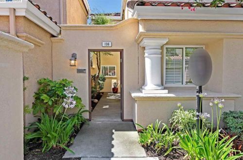 136 Cortona Dr, San Ramon, CA 94582-4625