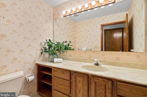 738 Sharpsburg Dr, Davidsonville MD 21035-1927 exterior