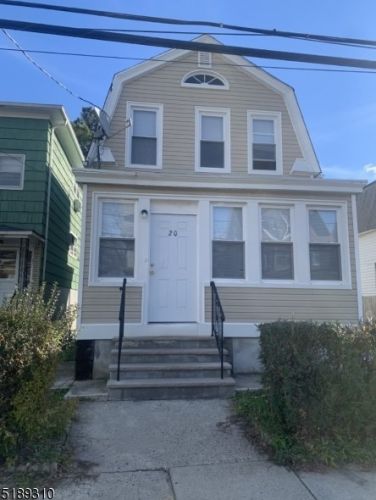 20 Elmwood Ter, Irvington, NJ 07111-1905