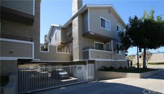 1660 220th St, Torrance CA  90501-3887 exterior