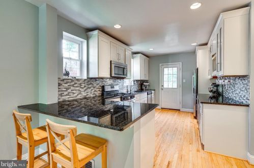 2218 Osborn Dr, Silver Spring MD 20910-1323 exterior