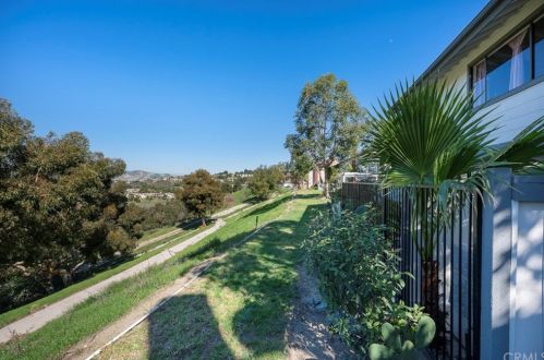 7315 Singingwood Dr, Anaheim CA 92808-1701 exterior