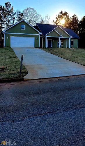207 Tussahaw Ln, Jackson, GA 30233-3357