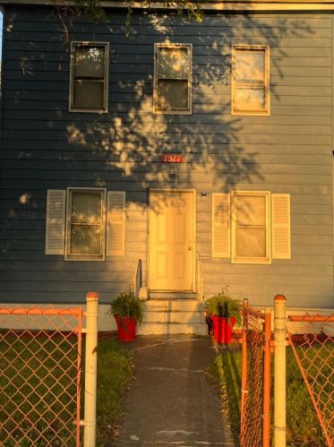 1517 Delaware St, Gary IN  46407-2301 exterior