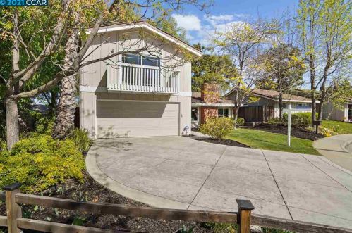 4475 Deerberry Ct, Concord, CA 94521-4513