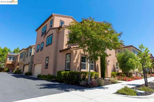 3339 Vittoria Loop, Pleasanton, CA 94568-2562