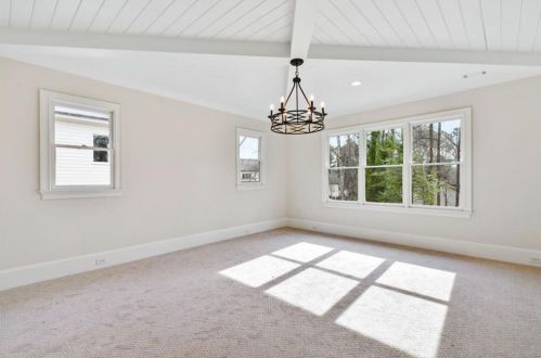 595 Mabry Rd, Atlanta GA  30319-2683 exterior