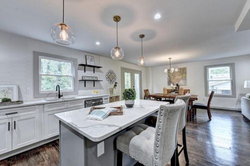 2322 Henderson Mill Ct, Atlanta GA  30345-2208 exterior