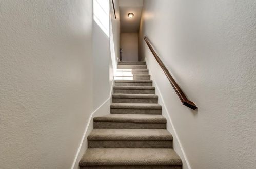 1511 Biltmore Ln, Irving TX  75063-3502 exterior