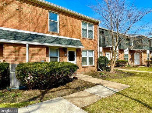 1086 Harbour Dr, Palmyra, NJ 08065-1209