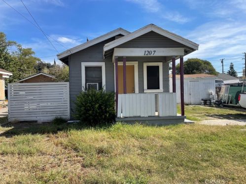 1207 Massachusetts Ave, San Bernardino, CA 92411-2338