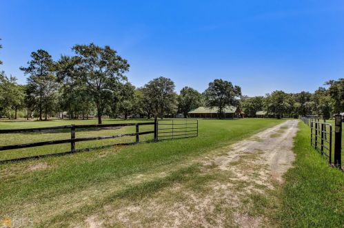 320 Stillwater Rd, Saint George, GA 31562-4132