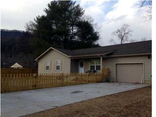 418 4th St, Jasper, TN 37347-3169