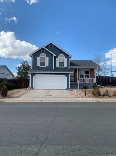 3601 Andes Way, Denver, CO 80013-3540
