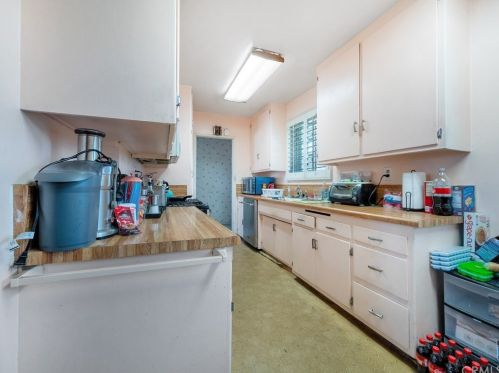 10245 Bouvais Rd, Anaheim, CA 92804-5614