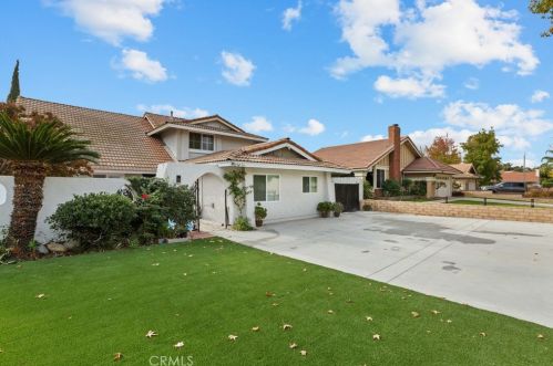 1294 Aster St, Upland, CA 91786-2113