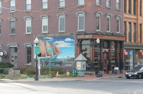 21 1st St, Norwalk CT  06855-2327 exterior