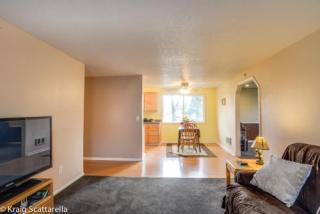 8006 64th Ave, Portland OR  97206-9602 exterior