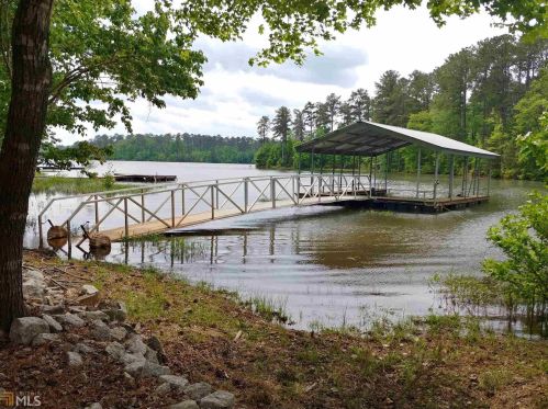 1130 Shore Line Dr, Tignall, GA 30668-4527