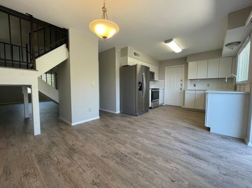 5061 Fort Clark Dr, Austin TX  78745-2435 exterior