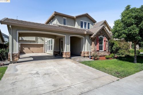2369 Gibralter Ln, Tracy, CA 95377-1144