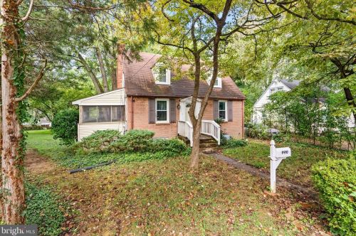 9910 Gardiner Ave, Silver Spring MD 20902-5111 exterior