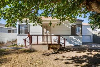 913 Orange Grove Ave, Colton, CA 92324-2638