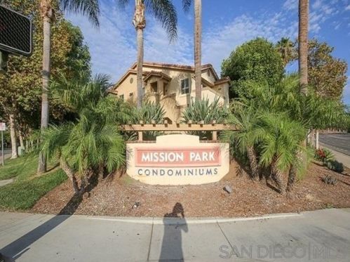 217 Woodland Pkwy, San Marcos, CA 92069-3098
