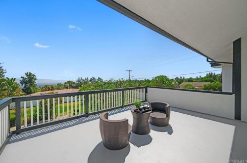 780 25th St, Upland CA  91784-1109 exterior