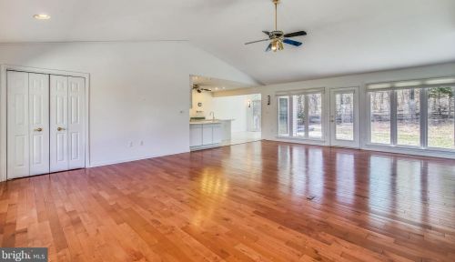 6512 Putman Rd, Graceham MD 21788-2726 exterior